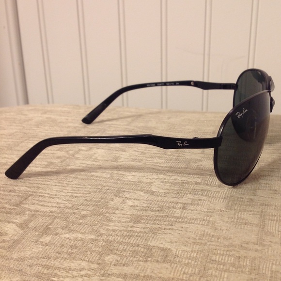 Men's Black RayBan Aviator Sunglasses - Picture 9 of 10